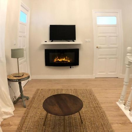 La Casita De El Montan Alta Lejlighed Avilés Eksteriør billede